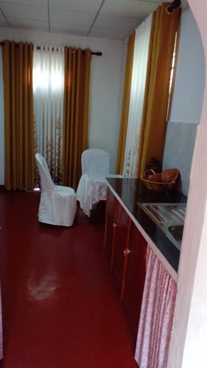 Shine View Hiriketiya Apartment